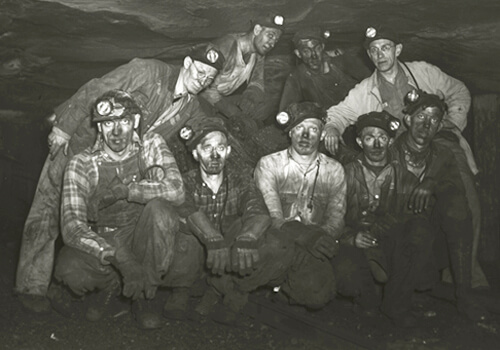Photographer unknown, Unidentified miners from southwest Virginia, 1930s. Courtesy of the Library of Virginia. Photographer unknown, Unidentified miners from southwest Virginia, 1930s. Courtesy of the Library of Virginia.