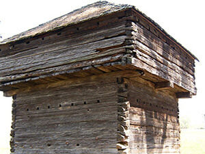 Fort Marr Blockhouse, Benton, Tennessee, March 2009.  This is the last surviving remnant of a Tennessee removal-era fort. Fort Marr Blockhouse, Benton, Tennessee, March 2009.  This is the last surviving remnant of a Tennessee removal-era fort.