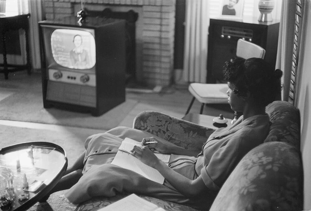 Students being educated via television during the period that the Little Rock schools were closed to avoid desegregation.  Little Rock, Arkansas, September 1958.  Photographs by Thomas J. O'Halloran. Courtesy of the Library of Congress Prints and Photographs Division, loc.gov/item/2003654389.