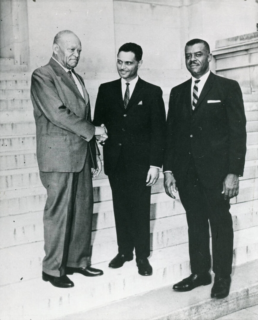Horace T. Ward (center), shaking hands with A.T. Walden, Donald Hollowell, Atlanta, Georgia, 1970. Photograph by unknown creator. Originally published in the Atlanta Journal-Constitution. Courtesy of the Atlanta Journal-Constitution Photographic Archive, Georgia State University.