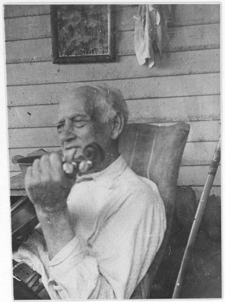 Horace Foreman, Cajun fiddler, near Morse, Louisiana, 1934. Photograph by Ruby T. Lomax. The Lomax Collection, Library of Congress. Courtesy of The Library of Congress, Prints and Photographs Online Catalog, digital ID http://www.loc.gov/pictures/resource/ppmsc.00668/. Horace Foreman, Cajun fiddler, near Morse, Louisiana, 1934. Photograph by Ruby T. Lomax. The Lomax Collection, Library of Congress. Courtesy of The Library of Congress, Prints and Photographs Online Catalog, digital ID http://www.loc.gov/pictures/resource/ppmsc.00668/.