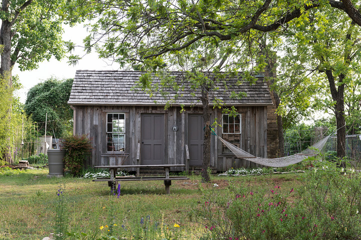 One of the original residences that has not been gentrified in Clarksville, an eclectic neighborhood in West Central Austin, Texas. The settlement was founded in the 1870s by freed African-American slaves. Photograph by Carol M. Highsmith. Courtesy of the Lyda Hill Texas Collection of Photographs in Carol M. Highsmith's America Project, Library of Congress, Prints and Photographs Division, LC-DIG-highsm-28311. One of the original residences that has not been gentrified in Clarksville, an eclectic neighborhood in West Central Austin, Texas. The settlement was founded in the 1870s by freed African-American slaves. Photograph by Carol M. Highsmith. Courtesy of the Lyda Hill Texas Collection of Photographs in Carol M. Highsmith's America Project, Library of Congress, Prints and Photographs Division, LC-DIG-highsm-28311.