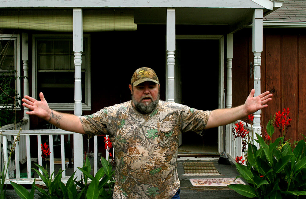 Intentional coal company bankruptcy and reorganization with new miners has forced many miners out of their jobs, homes and communities with loss of health insurance and pension credit. Letcher County, KY, 2005. Intentional coal company bankruptcy and reorganization with new miners has forced many miners out of their jobs, homes and communities with loss of health insurance and pension credit. Letcher County, KY, 2005.