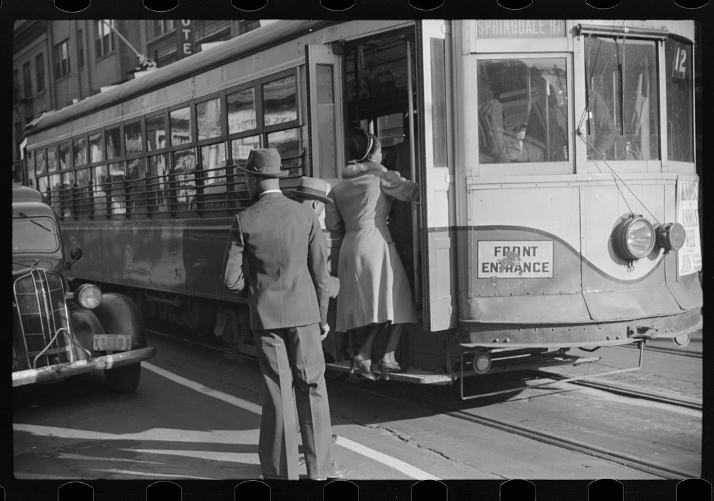 Domestic help boarding streetcar, Atlanta, Georgia, ca. May 1939. Photograph by Marion Post Wolcott. Courtesy of the Library of Congress Prints and Photographs Division, loc.gov/pictures/resource/fsa.8a40003. Domestic help boarding streetcar, Atlanta, Georgia, ca. May 1939. Photograph by Marion Post Wolcott. Courtesy of the Library of Congress Prints and Photographs Division, loc.gov/pictures/resource/fsa.8a40003.