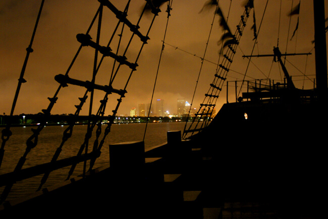 Shamus Warren, Cover of darkness, Gasparilla invasion, Tampa, Florida, 2006.