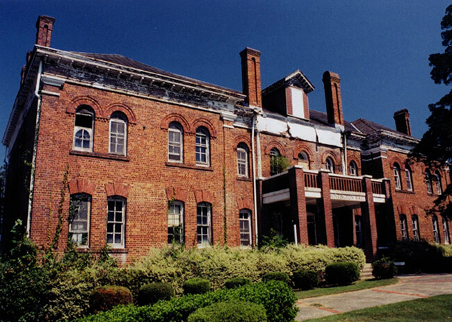 Dagmar Nelson, Tuskegee University, Tuskegee, Alabama, 2003. Dagmar Nelson, Tuskegee University, Tuskegee, Alabama, 2003.