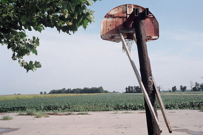 Tom Rankin, Basketball court, Beulah, Mississippi, 2007.
