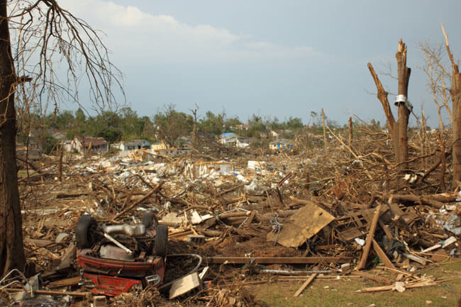 Glenn Guy, Tuscaloosa tornado, Tuscaloosa, Alabama, 2011. Copyright Glenn Guy Photography. Glenn Guy, Tuscaloosa tornado, Tuscaloosa, Alabama, 2011. Copyright Glenn Guy Photography.