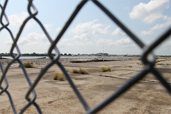 Decaying wharves, Felicity Street, New Orleans, Louisiana, 2010. Photograph by Justin Nystrom. Courtesy of Justin Nystrom. Decaying wharves, Felicity Street, New Orleans, Louisiana, 2010. Photograph by Justin Nystrom. Courtesy of Justin Nystrom.