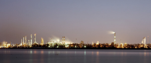 Dow Chemical Corporation (Union Carbide Complex) at Night, Across from Bonnet Carré Spillway, Norco, Louisiana, 1998. Photograph by Richard Misrach. Courtesy of Pace/MacGill Gallery, New York; Fraenkel Gallery, San Francisco; and Marc Selwyn. © Richard Misrach. Dow Chemical Corporation (Union Carbide Complex) at Night, Across from Bonnet Carré Spillway, Norco, Louisiana, 1998. Photograph by Richard Misrach. Courtesy of Pace/MacGill Gallery, New York; Fraenkel Gallery, San Francisco; and Marc Selwyn. © Richard Misrach.