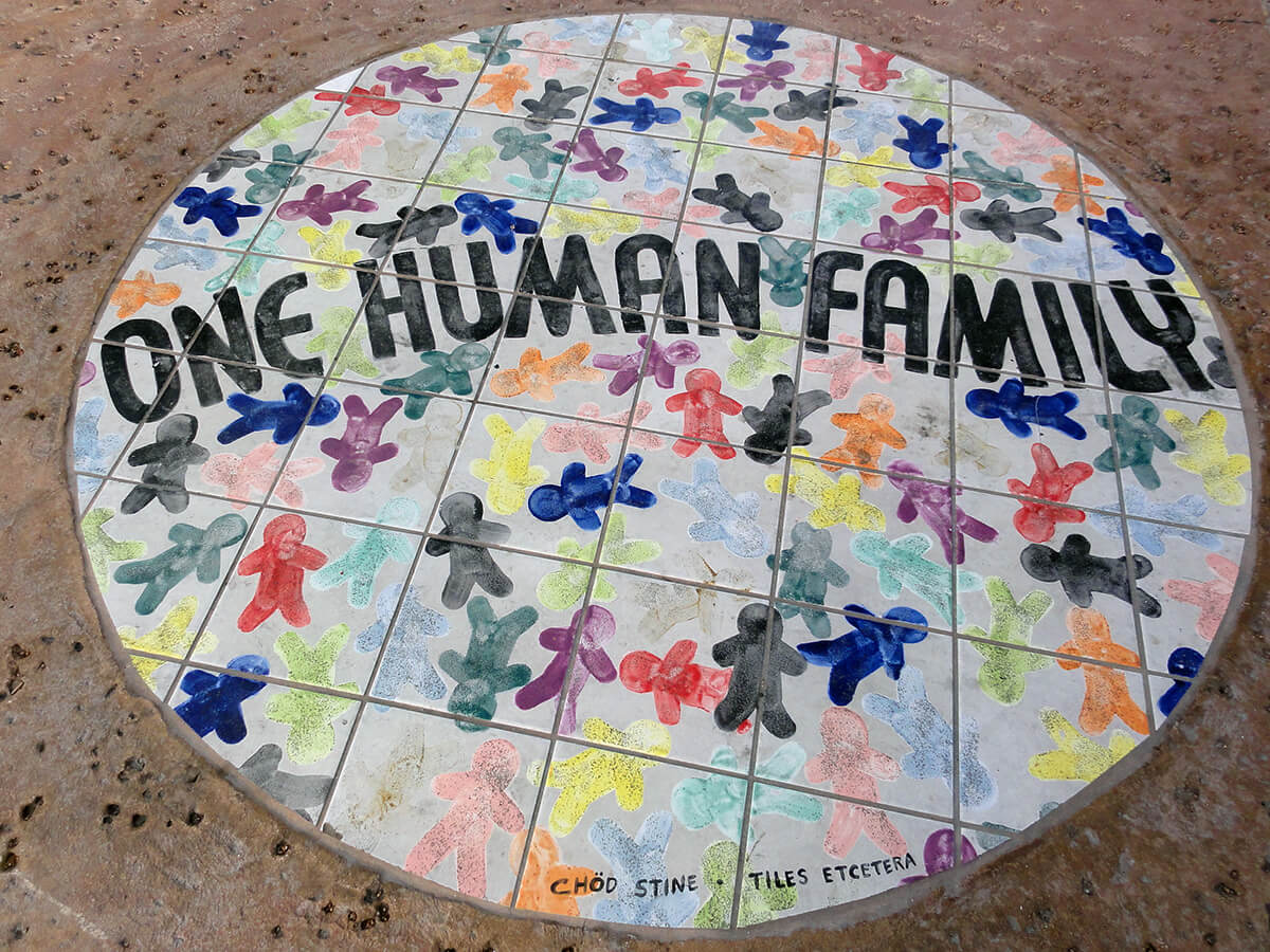 One Human Family mosaic, Key West, Florida, May 15, 2010. Photograph courtesy of Flickr user inazakira. Creative Commons license CC BY-SA 2.0. One Human Family mosaic, Key West, Florida, May 15, 2010. Photograph courtesy of Flickr user inazakira. Creative Commons license CC BY-SA 2.0.