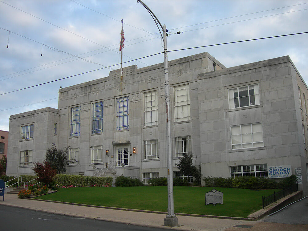 County courthouse with "Let's Go to Church Sunday" sign, Batesville, Arkansas, November, 2011. Photograph by Flickr user Jimmy Emerson DVM. Creative Commons license CC BY-NC-ND 2.0. County courthouse with "Let's Go to Church Sunday" sign, Batesville, Arkansas, November, 2011. Photograph by Flickr user Jimmy Emerson DVM. Creative Commons license CC BY-NC-ND 2.0.