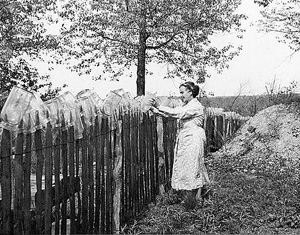 Carl Mydans, Drying Jars for Canning Time, Missouri Ozarks, May 1936.  Courtesy of the Library of Congress. Carl Mydans, Drying Jars for Canning Time, Missouri Ozarks, May 1936.  Courtesy of the Library of Congress.